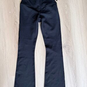 ALO Yoga airbrush  bootcut Black Leggings nwt size XS